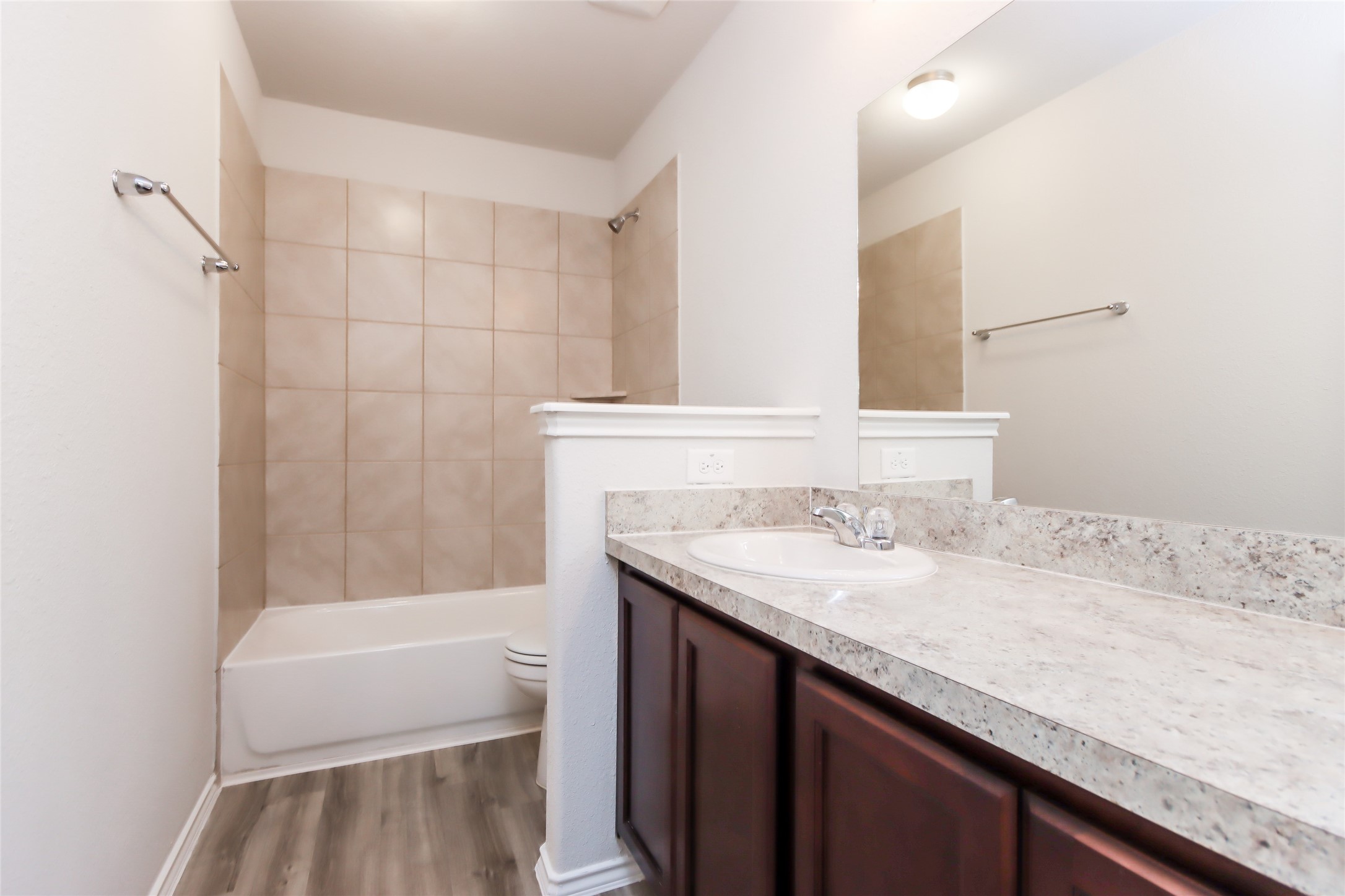 17327 Cuthbert Street Humble, TX 77346 - Photo 14 of 16 Photos may be representative of the floor plan and not the exact home. Finishes, layout, and features of the actual property for lease may vary.