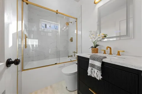 $339,950 | 7641 Antioch Road, Overland Park, KS 66204