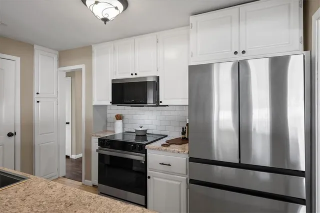 $339,950 | 7641 Antioch Road, Overland Park, KS 66204