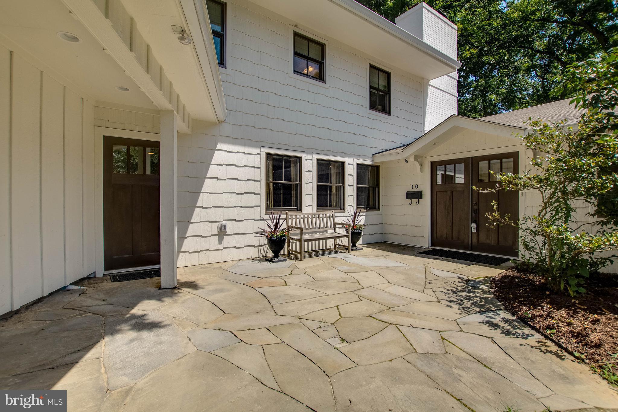 10 Burnbrae Road Towson, MD 21204 - Photo 2 of 30 Exterior (Front)