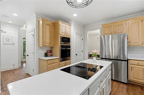 $614,000 | 4221 Willow Oak Drive, Gainesville, GA 30506