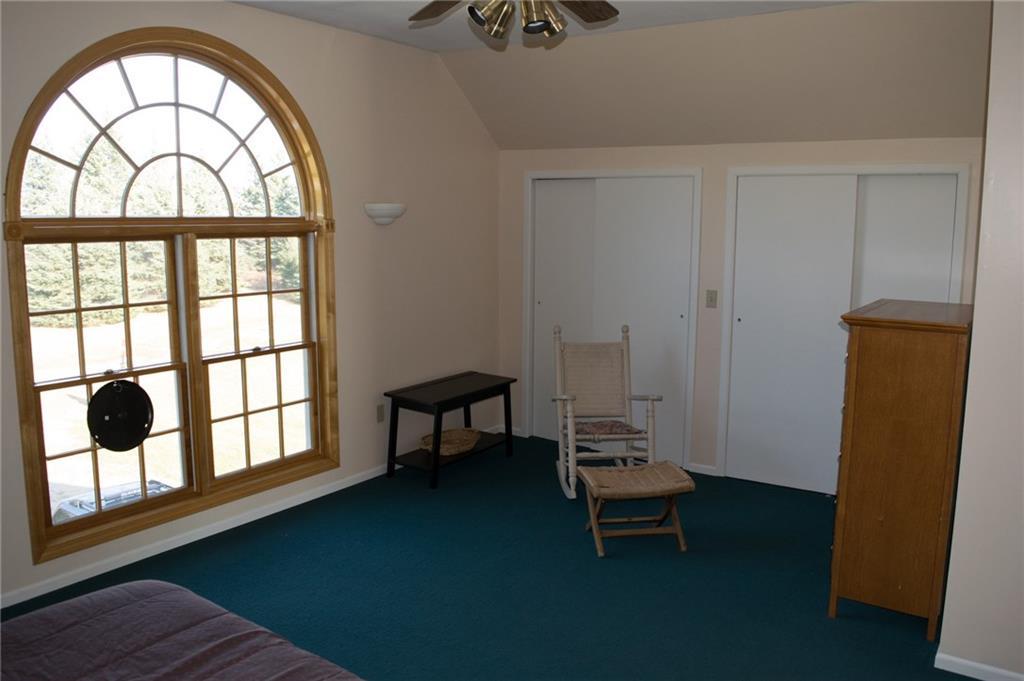 21 Cabin Road Castine, ME 04421 - Photo 19 of 34 Second floor apartment bedroom