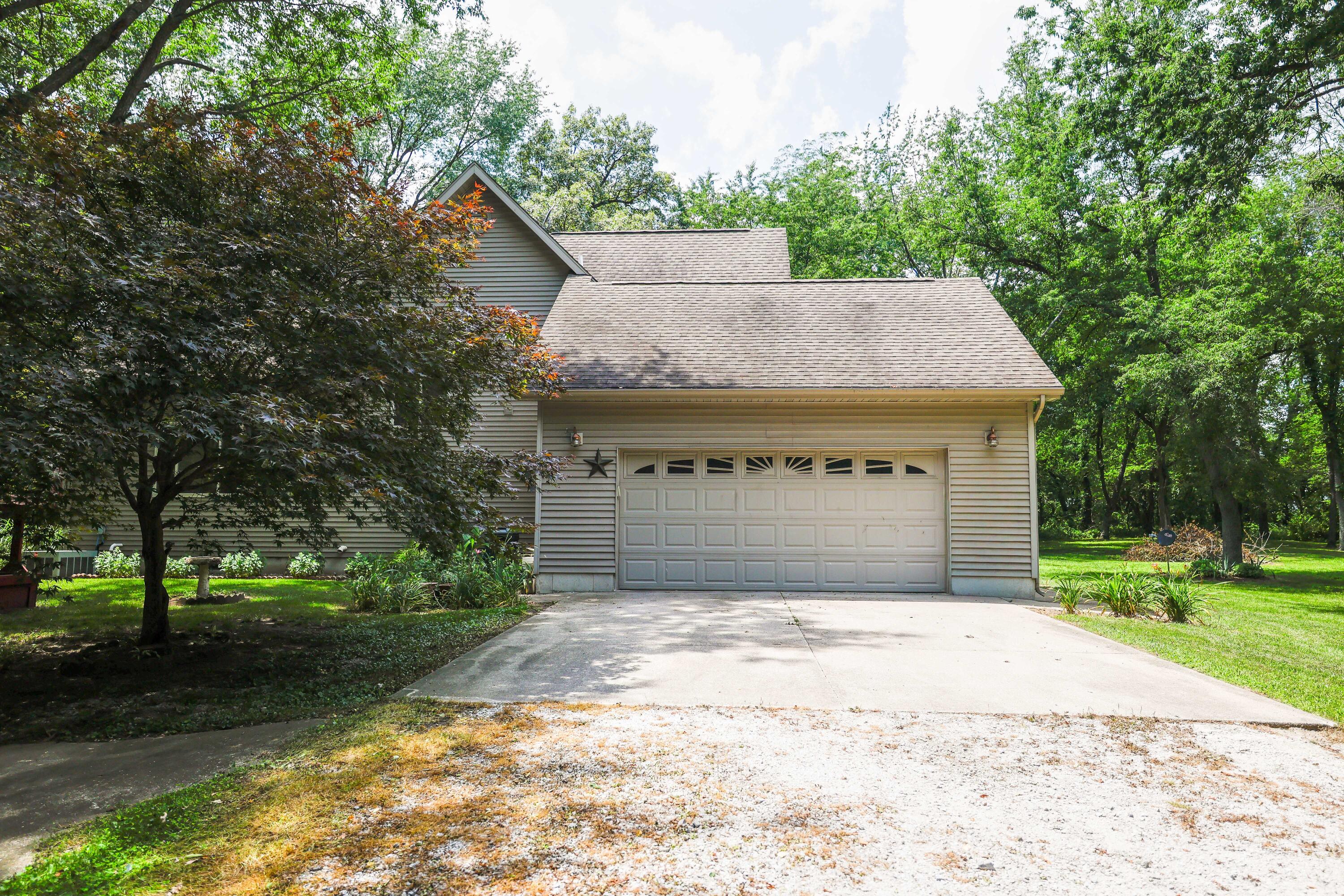 10847 West 700 South Rensselaer, IN 47978 - Photo 5 of 44 3000x2000
