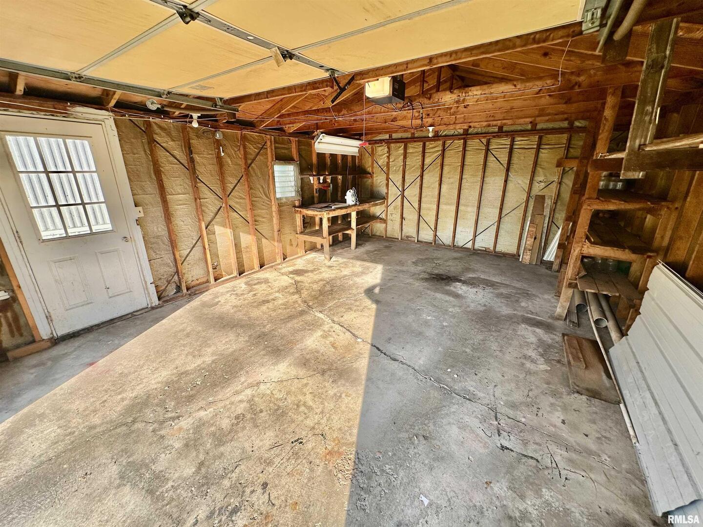 527 Washington Street Southwest Clay City, IL 62824 - Photo 2 of 41