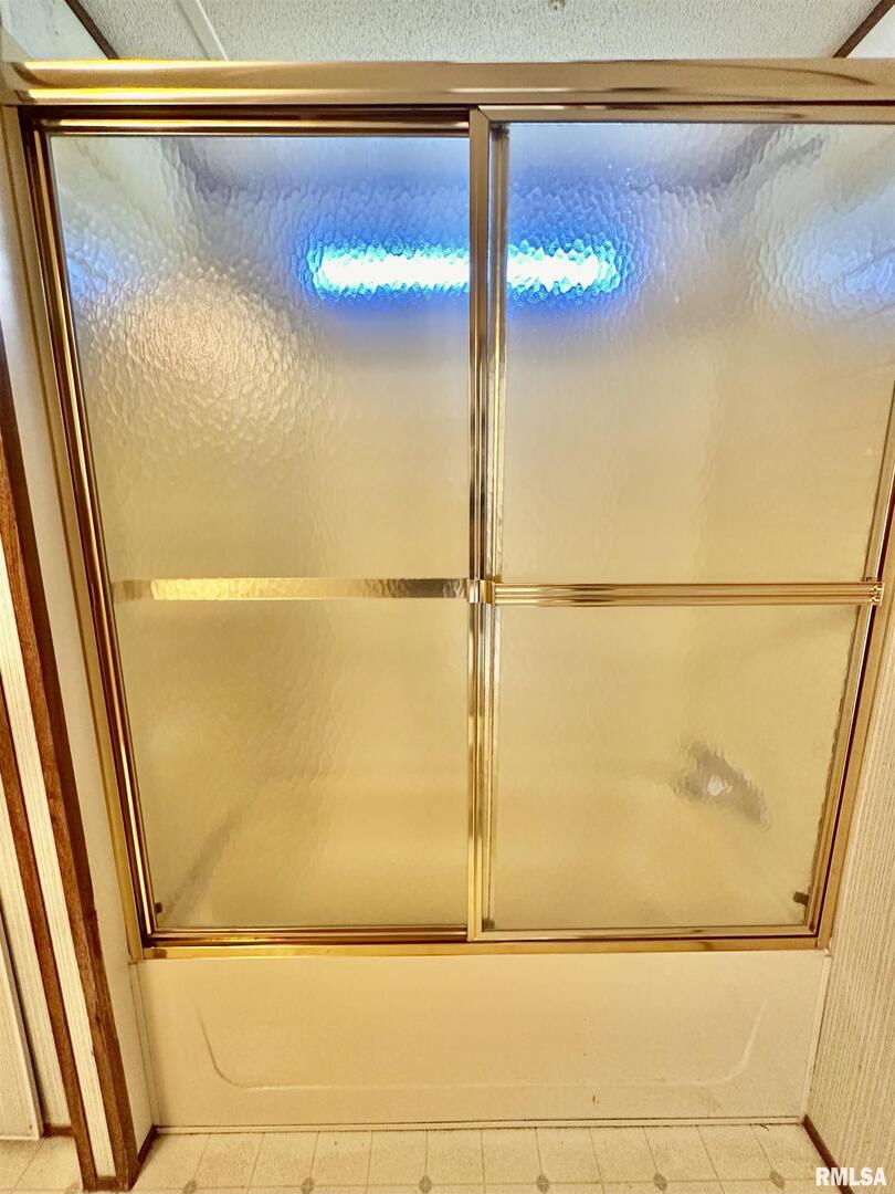 527 Washington Street Southwest Clay City, IL 62824 - Photo 26 of 41