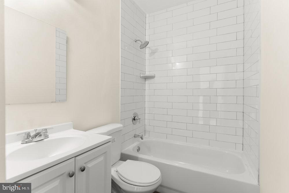 325 V Street Northeast Washington, DC 20002 - Photo 26 of 34