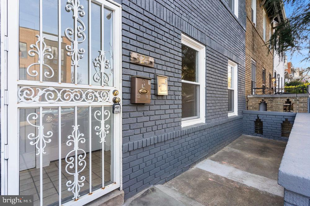 325 V Street Northeast Washington, DC 20002 - Photo 34 of 34