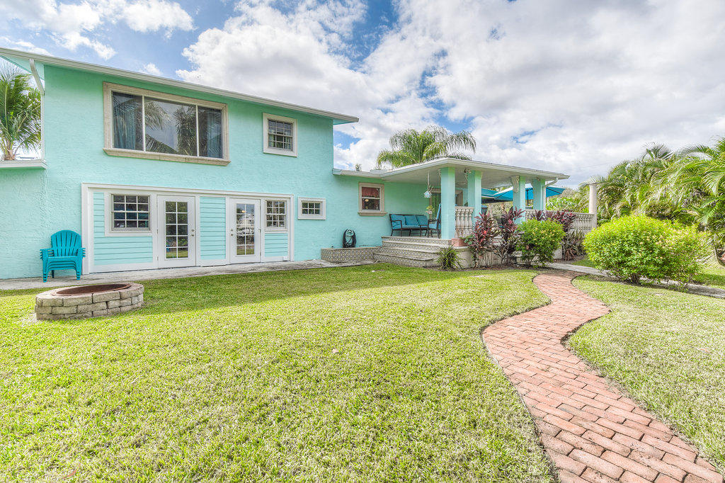 22 Teach Road Palm Beach Gardens, FL 33410 - Photo 19 of 23 Exterior