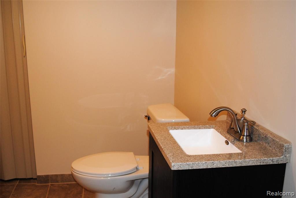 1962 Beaver Creek Drive Rochester, MI 48307 - Photo 20 of 25