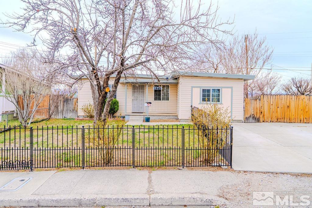 1845 Auburn Way Reno, NV 89502 - Photo 1 of 25 Photo 1
