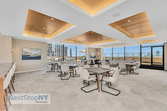 $599,000 | 400 East 56th Street, Unit 25K | Sutton Place