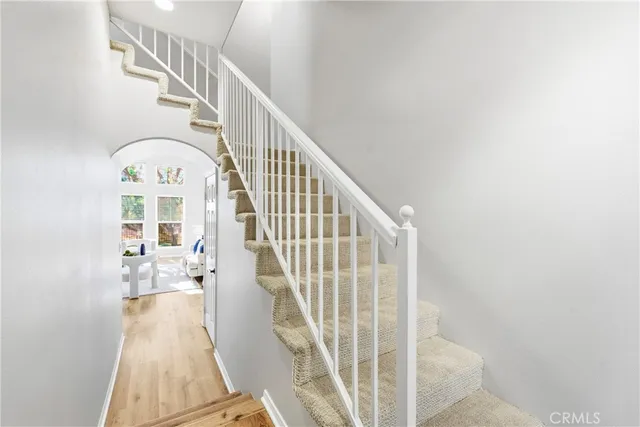 $760,000 | 261 North Skyline Drive, Thousand Oaks, CA 91362