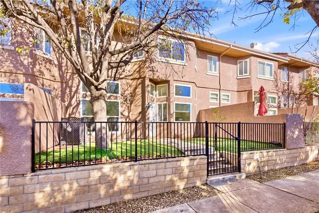 $760,000 | 261 North Skyline Drive, Thousand Oaks, CA 91362