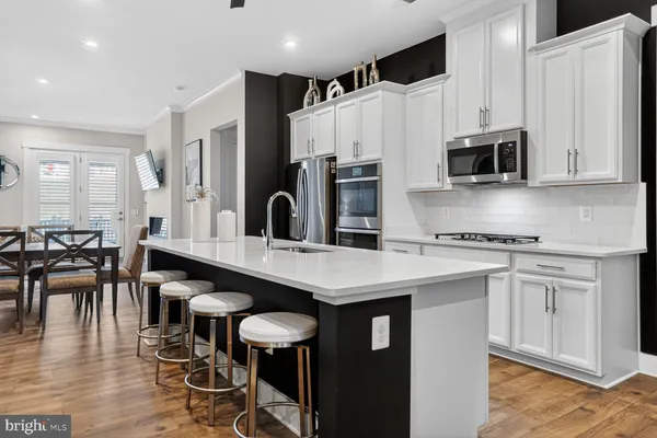 $755,000 | 25612 Preston Park Terrace, Chantilly, VA 20152