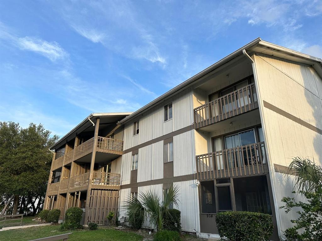 6519 West Newberry Road, Unit 911 Gainesville, FL 32607 - Photo 1 of 18 Gallery Image 1
