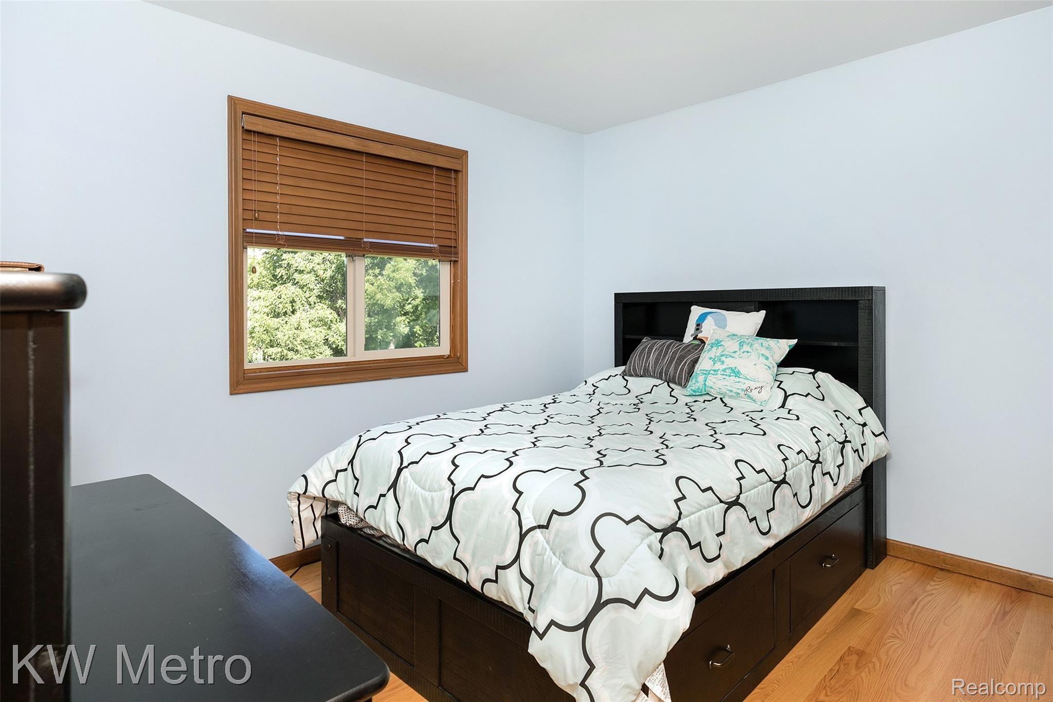 869 Timberline Drive Rochester, MI 48309 - Photo 30 of 43 Timberline-31.jpg