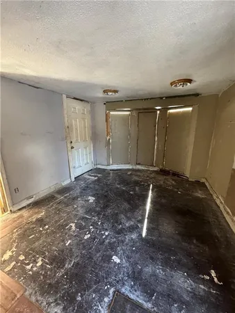 $249,900 | 563 East Park Street, Olathe, KS 66061