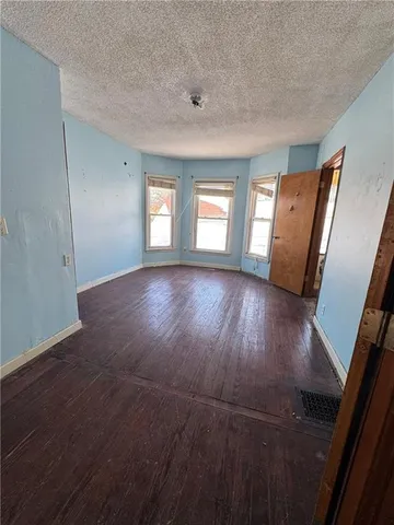 $270,000 | 563 East Park Street, Olathe, KS 66061