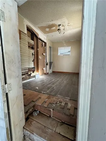 $249,900 | 563 East Park Street, Olathe, KS 66061