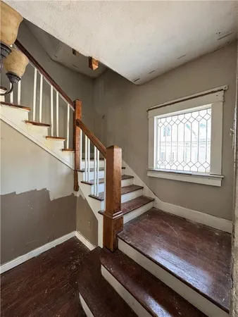 $249,900 | 563 East Park Street, Olathe, KS 66061