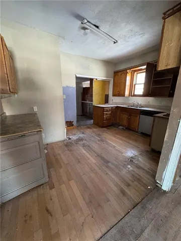 $270,000 | 563 East Park Street, Olathe, KS 66061