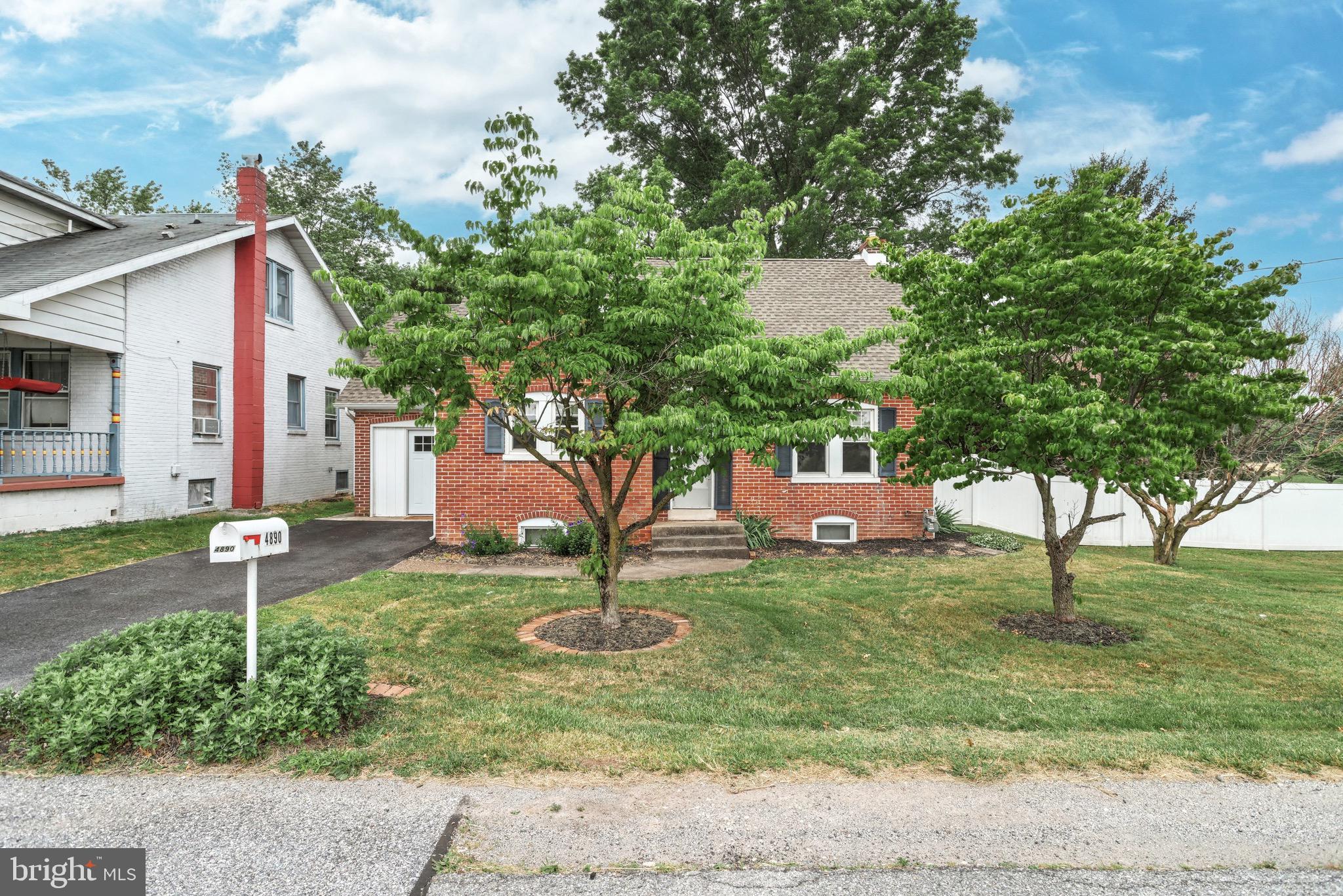 4890 Carlisle Road Dover, PA 17315 - Photo 2 of 38 Gallery Image 2