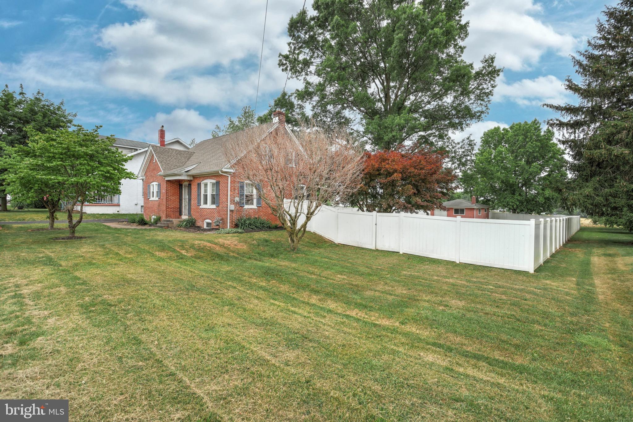 4890 Carlisle Road Dover, PA 17315 - Photo 5 of 38 Gallery Image 5