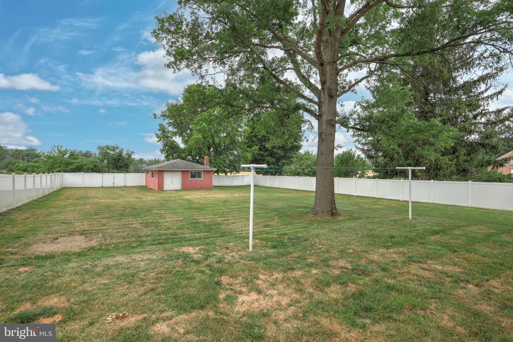 4890 Carlisle Road Dover, PA 17315 - Photo 6 of 38 Gallery Image 6