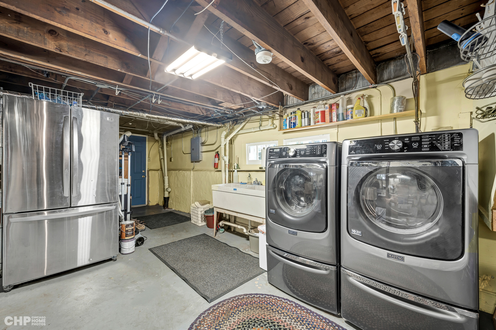 304 Maplewood Road Riverside, IL 60546 - Photo 33 of 38 a utility room with dryer and washer