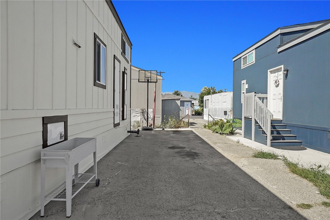 4849 Peck Road, Unit 25 El Monte, CA 91732 - Photo 4 of 33 2 parking spaces