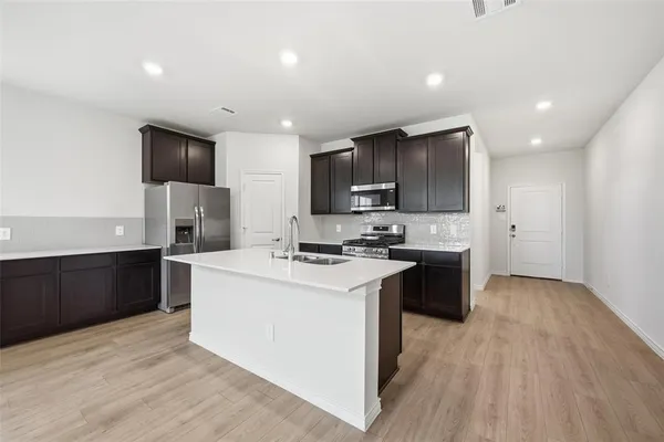 $3,200 | 105 Rita Drive, Princeton, TX 75407