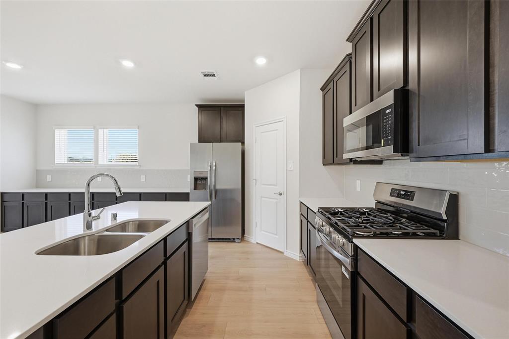 105 Rita Drive Princeton, TX 75407 - Photo 9 of 35