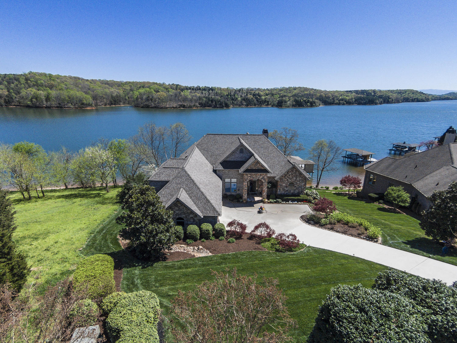 213 Sequoyah Road Loudon, TN 37774 - Photo 1 of 34 DJI01149ww