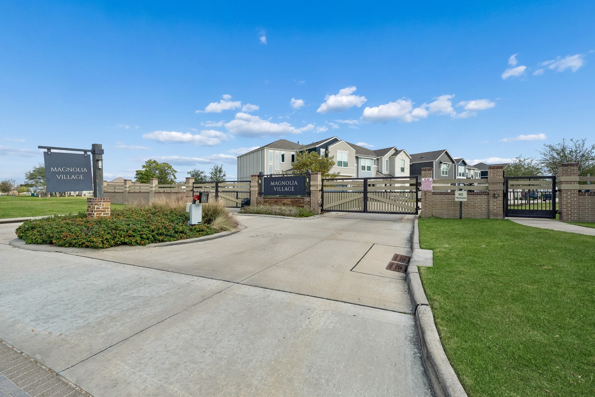 9817 Prairie Garden Lane Houston, TX 77080 - Photo 26 of 36 a view of a garden with a slide