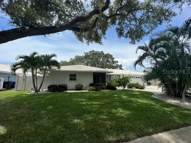 $2,995 | 7328 Curtiss Avenue, Sarasota, FL 34231