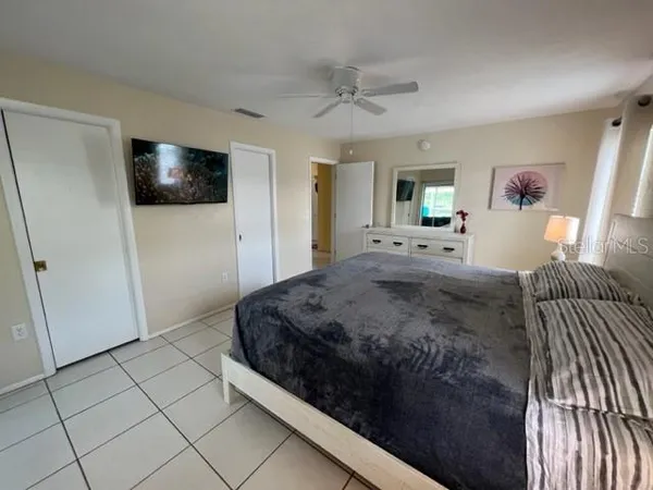 $2,995 | 7328 Curtiss Avenue, Sarasota, FL 34231