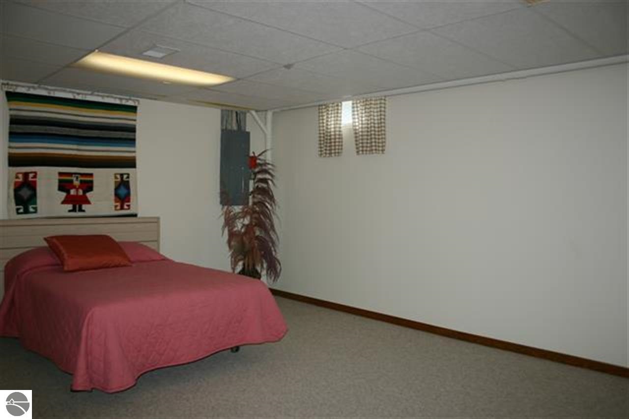 8970 South Sunnyview Road Traverse City, MI 49684 - Photo 43 of 46 1786580-42.JPG