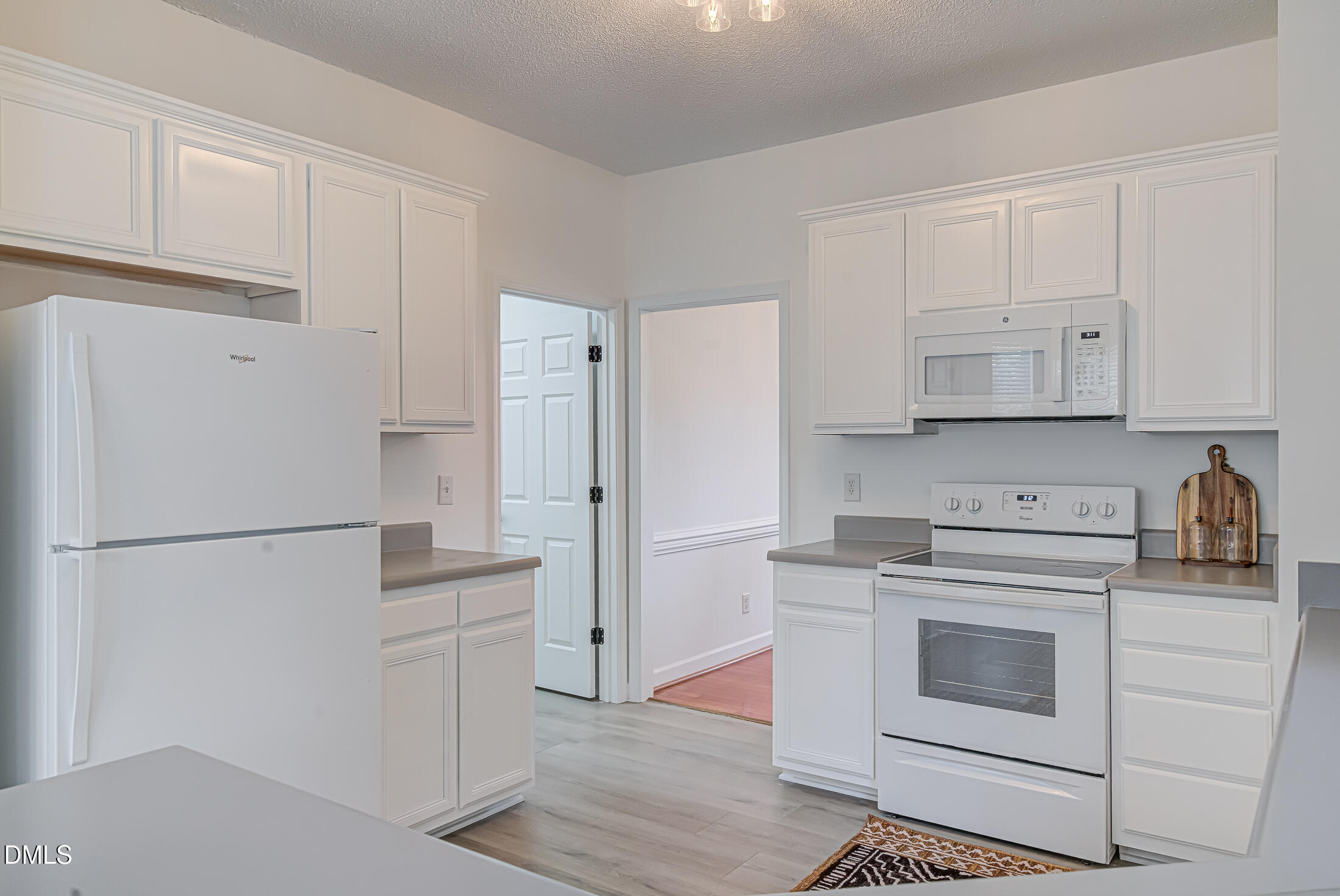 2517 Cambridge Road Burlington, NC 27215 - Photo 6 of 29 2517 Cambridge Rd Photo-14