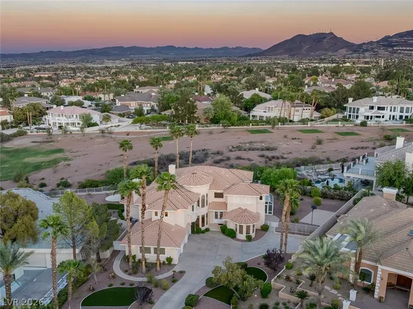 $2,402,850 | 2050 Troon Drive, Henderson, NV 89074
