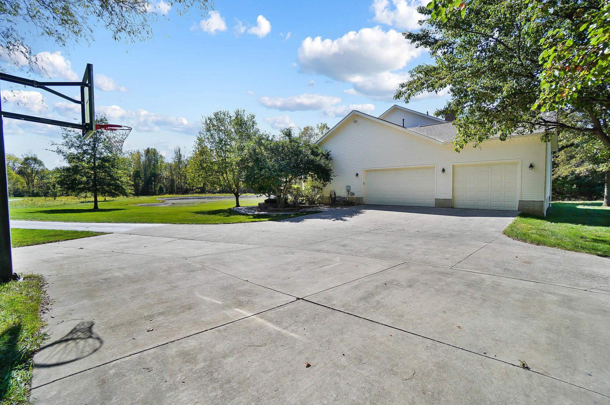 5582 Plantation Road Sunbury, OH 43074 - Photo 87 of 107 089