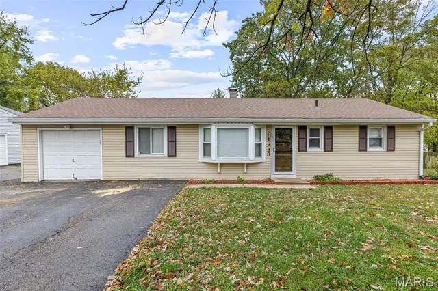 $218,000 | 1738 East Highview Drive, Arnold, MO 63010