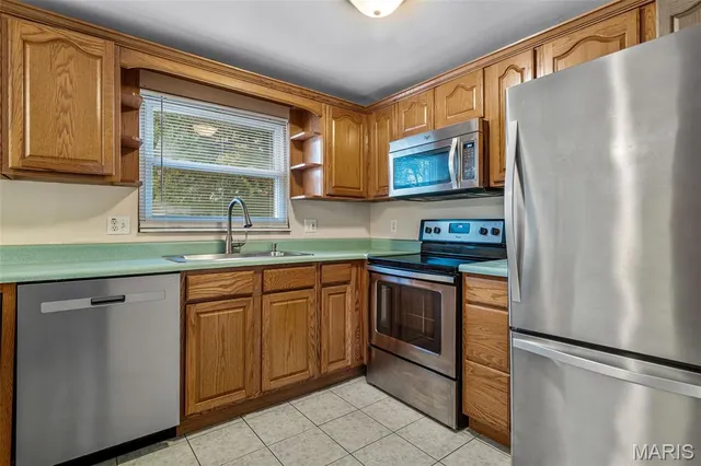 $218,000 | 1738 East Highview Drive, Arnold, MO 63010