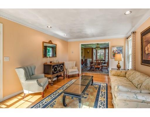 7 Redcoat Road Bedford, MA 01730 - Photo 11 of 42 Gallery Image 11
