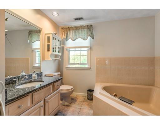 7 Redcoat Road Bedford, MA 01730 - Photo 23 of 42 Gallery Image 23