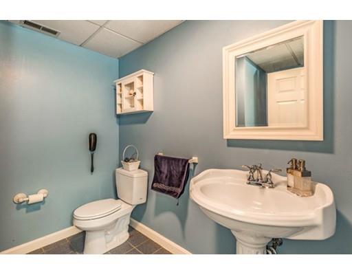 7 Redcoat Road Bedford, MA 01730 - Photo 35 of 42 Gallery Image 35