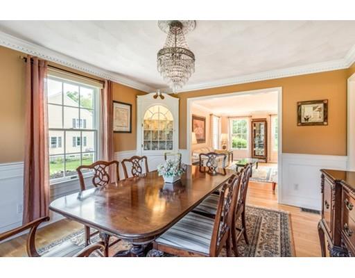 7 Redcoat Road Bedford, MA 01730 - Photo 9 of 42 Gallery Image 9