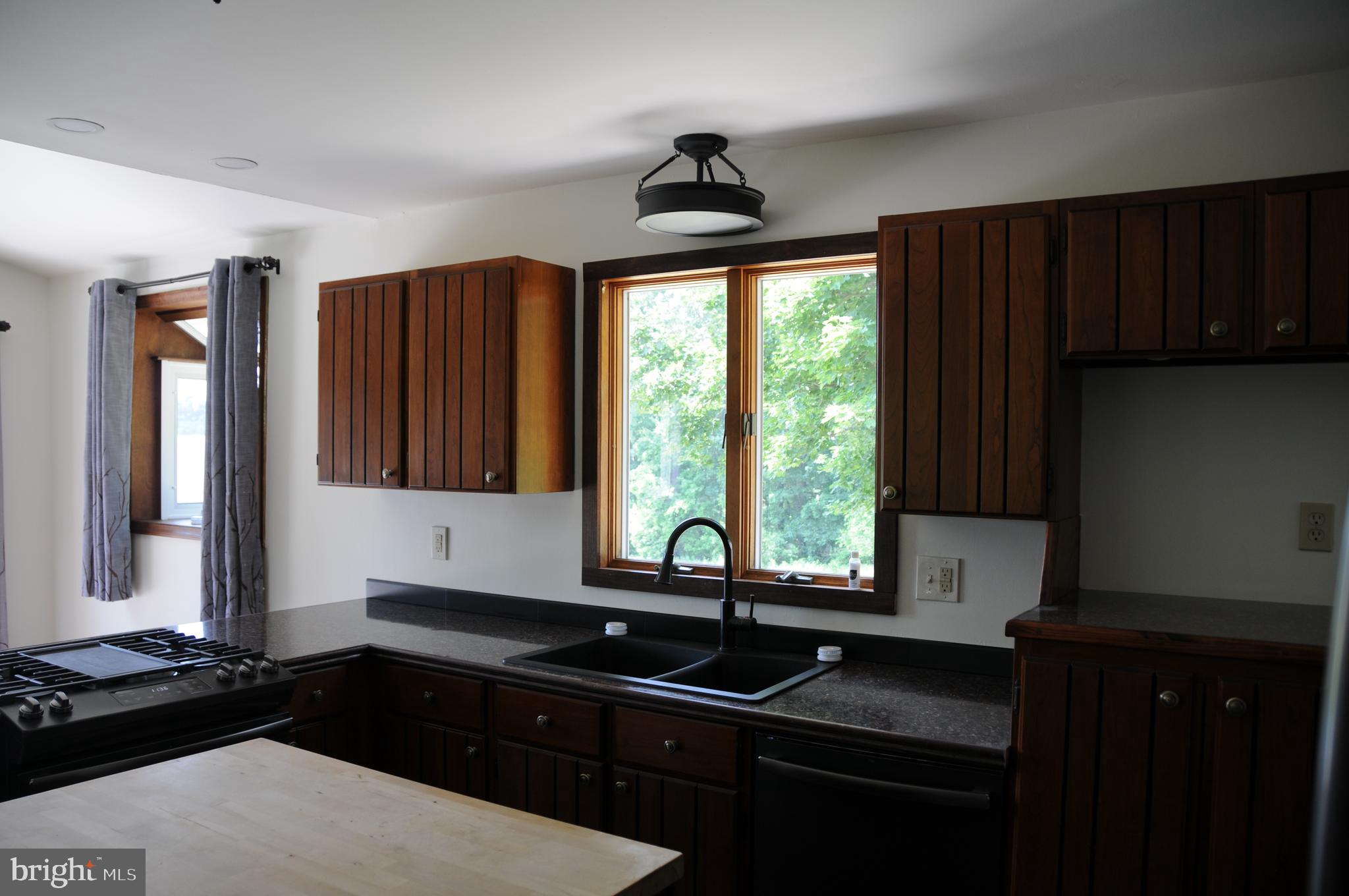 20408 Old York Road White Hall, MD 21161 - Photo 6 of 30 Kitchen