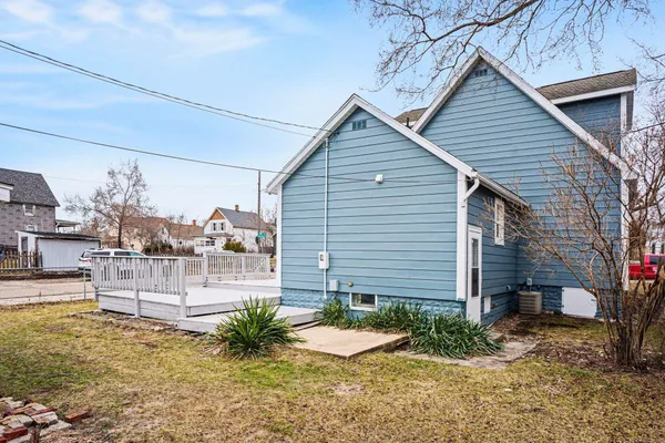 a house view with a outdoor space