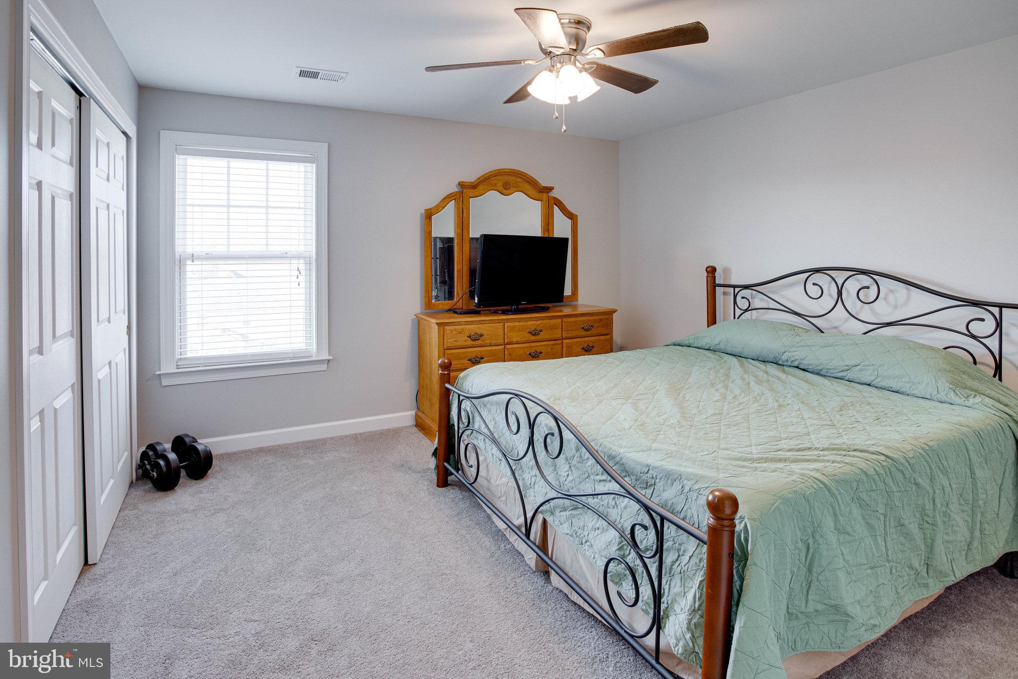 4156 Agency Loop Triangle, VA 22172 - Photo 27 of 39 Bed (Upper Level)