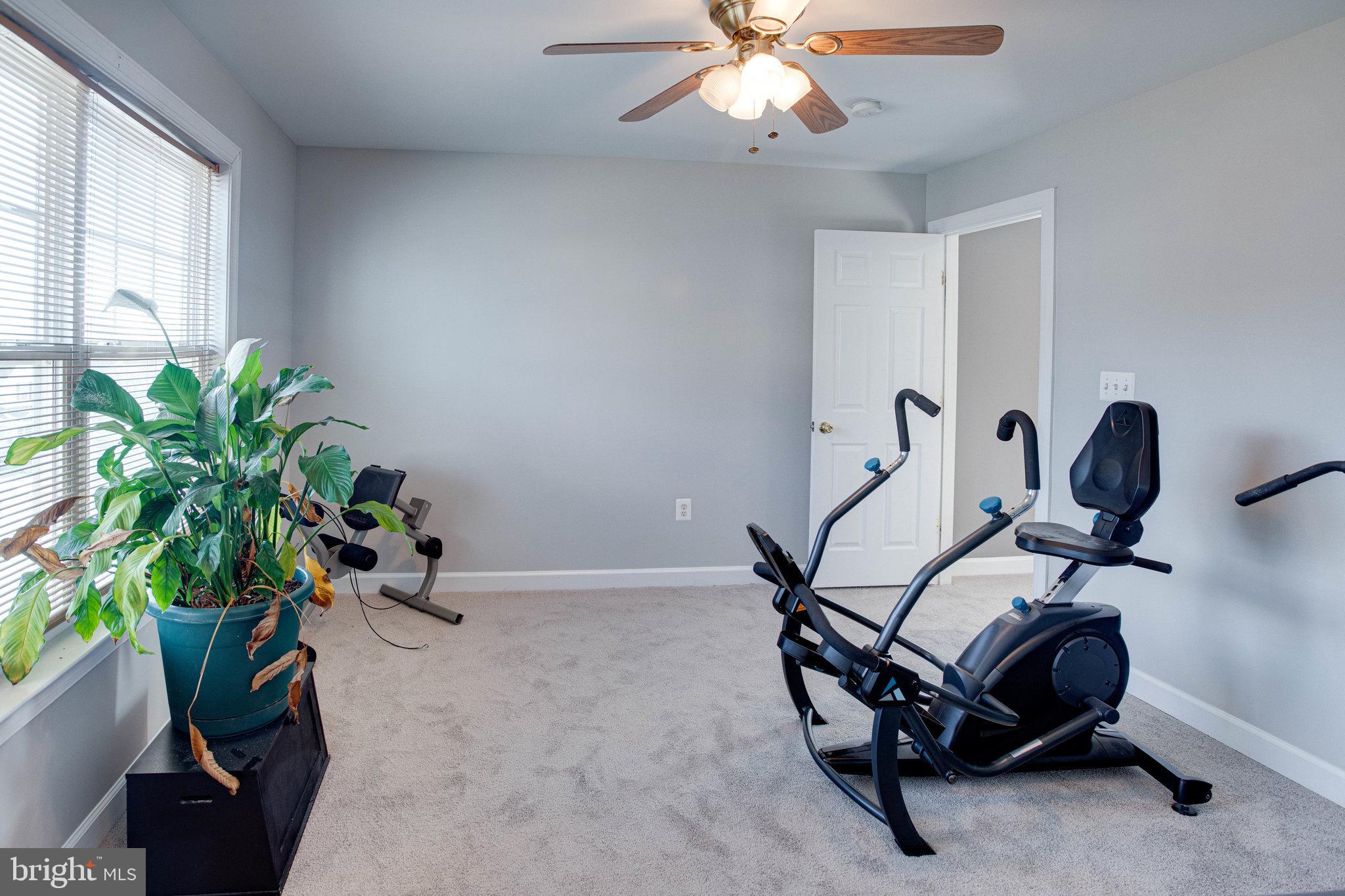 4156 Agency Loop Triangle, VA 22172 - Photo 29 of 39 Bed (Upper Level)